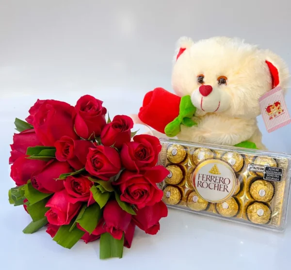 Apaixonante Buquê De 20 rosas com Pelúcia e Ferrero rocher