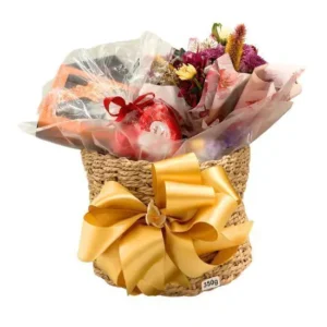 CESTA COM CHOCOLATES E FLORES FLORANNA
