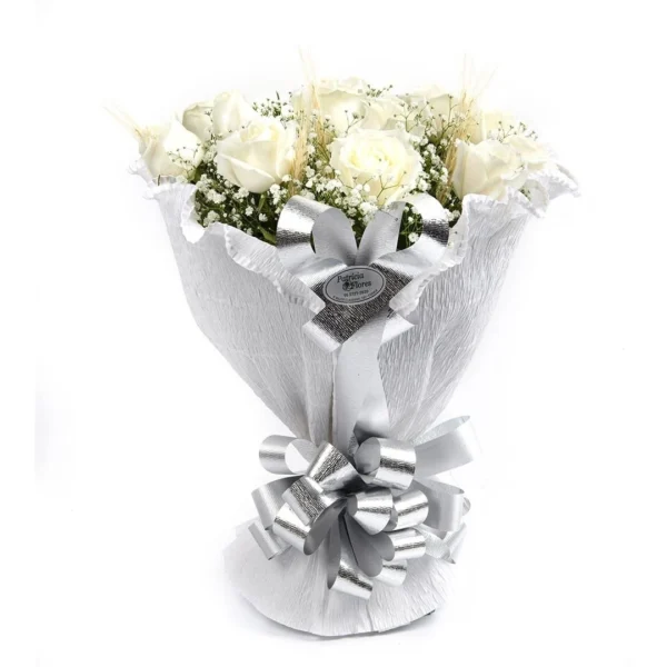 Buquê de 12 rosas Brancas
